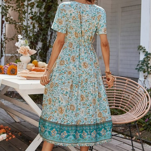 Meet your Posher, Brenna - Picture 3 of 5